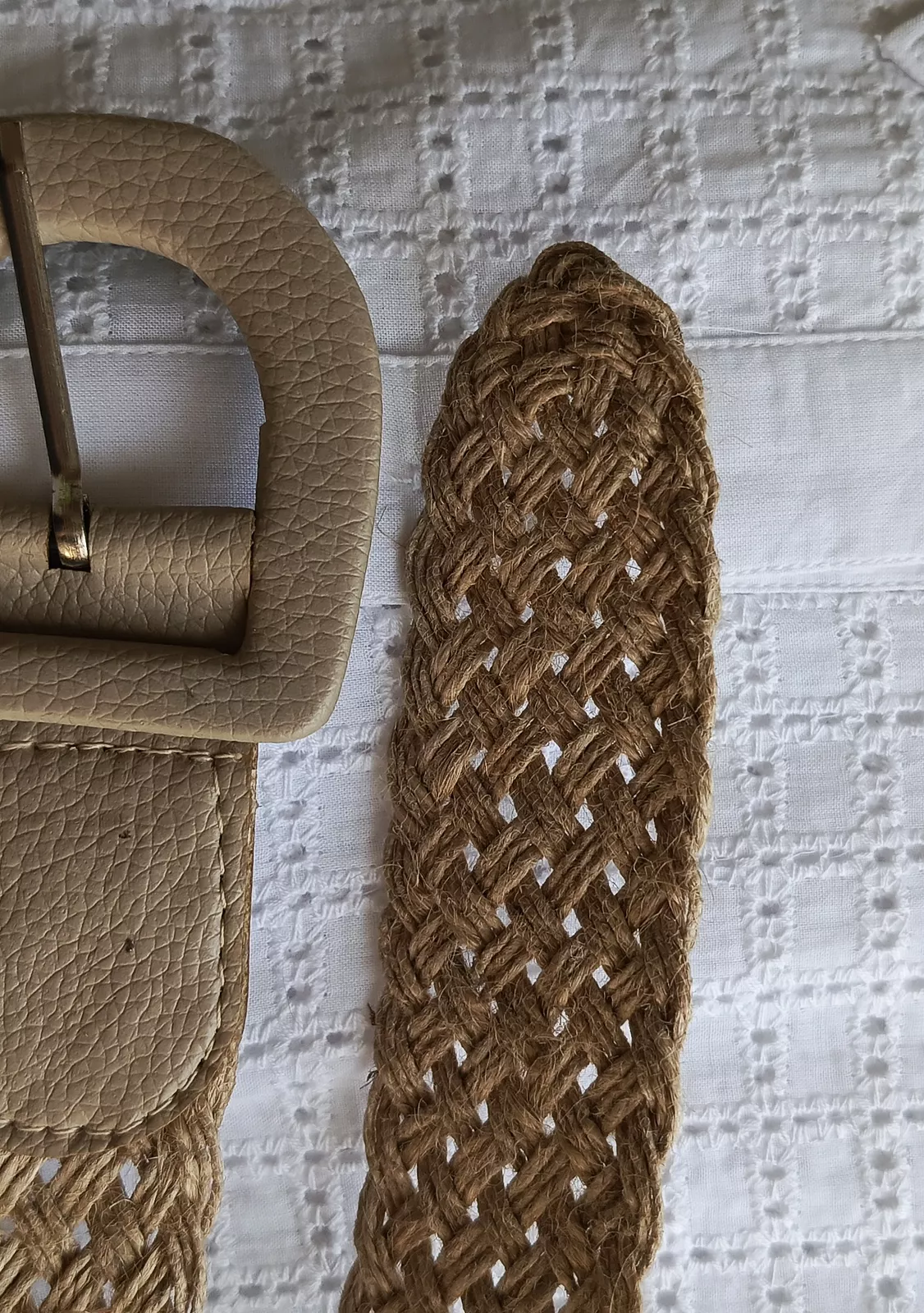 Платье Selmark белое в пол с поясом