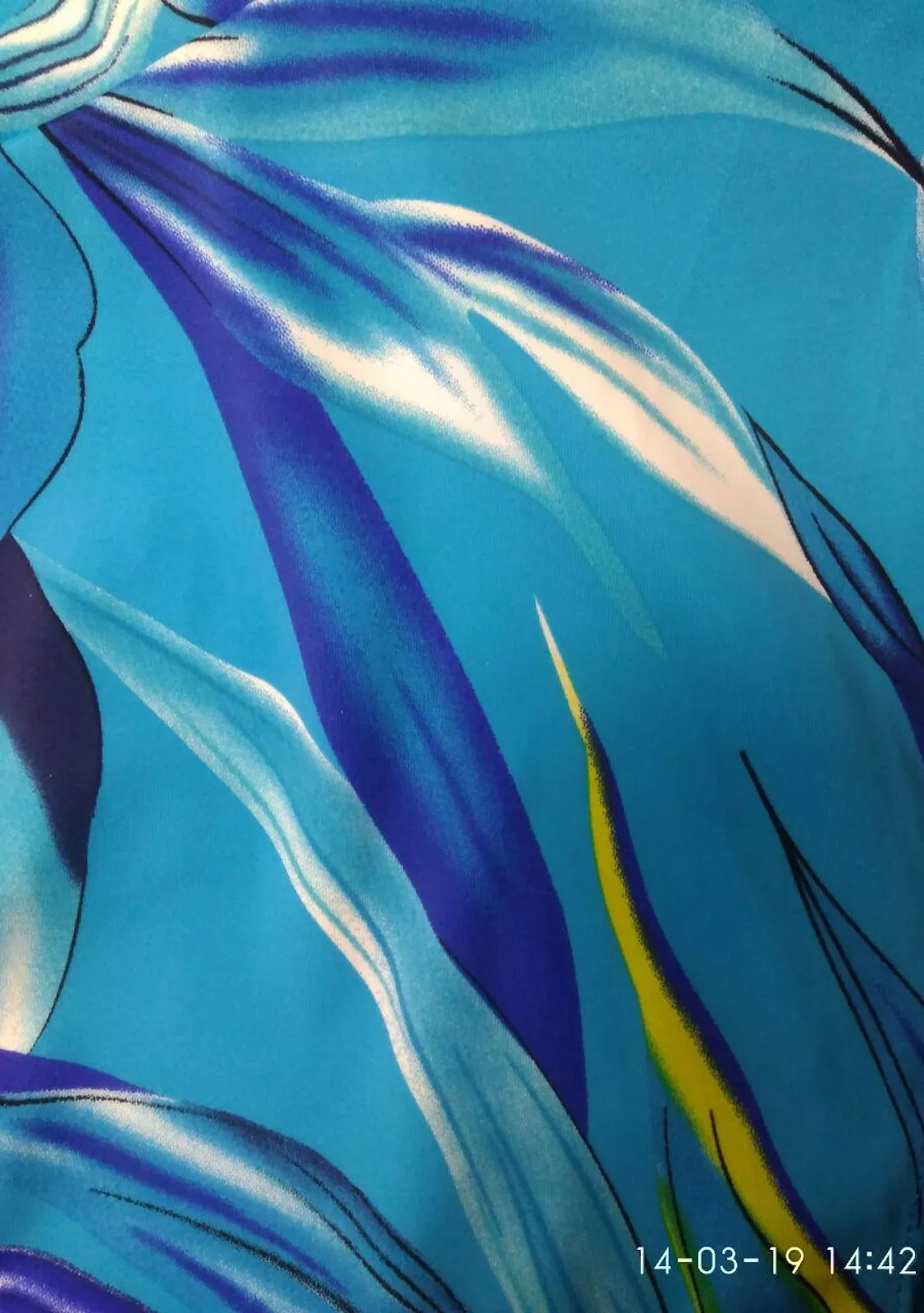 Купальник с мягкой чашкой и шортами