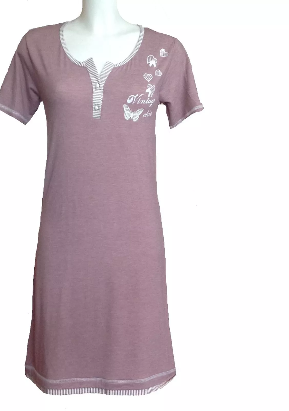 Нежная сорочка из вискозы с пуговицами