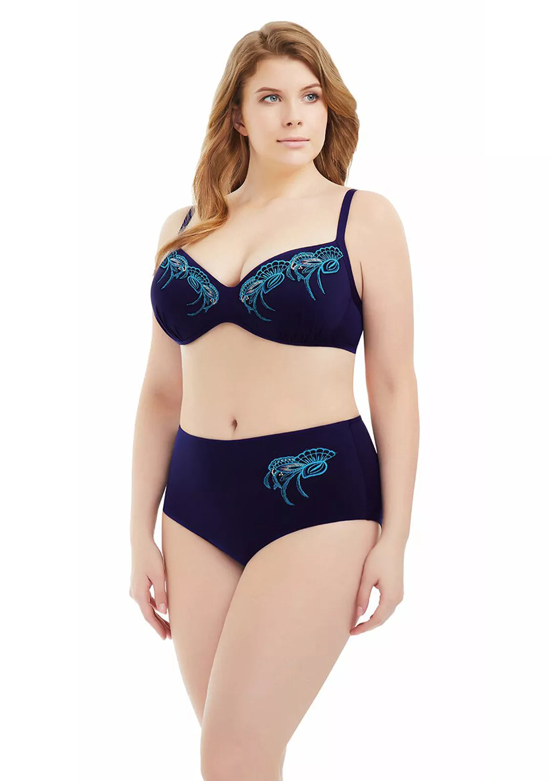 Купальник с декоративной вышивкой