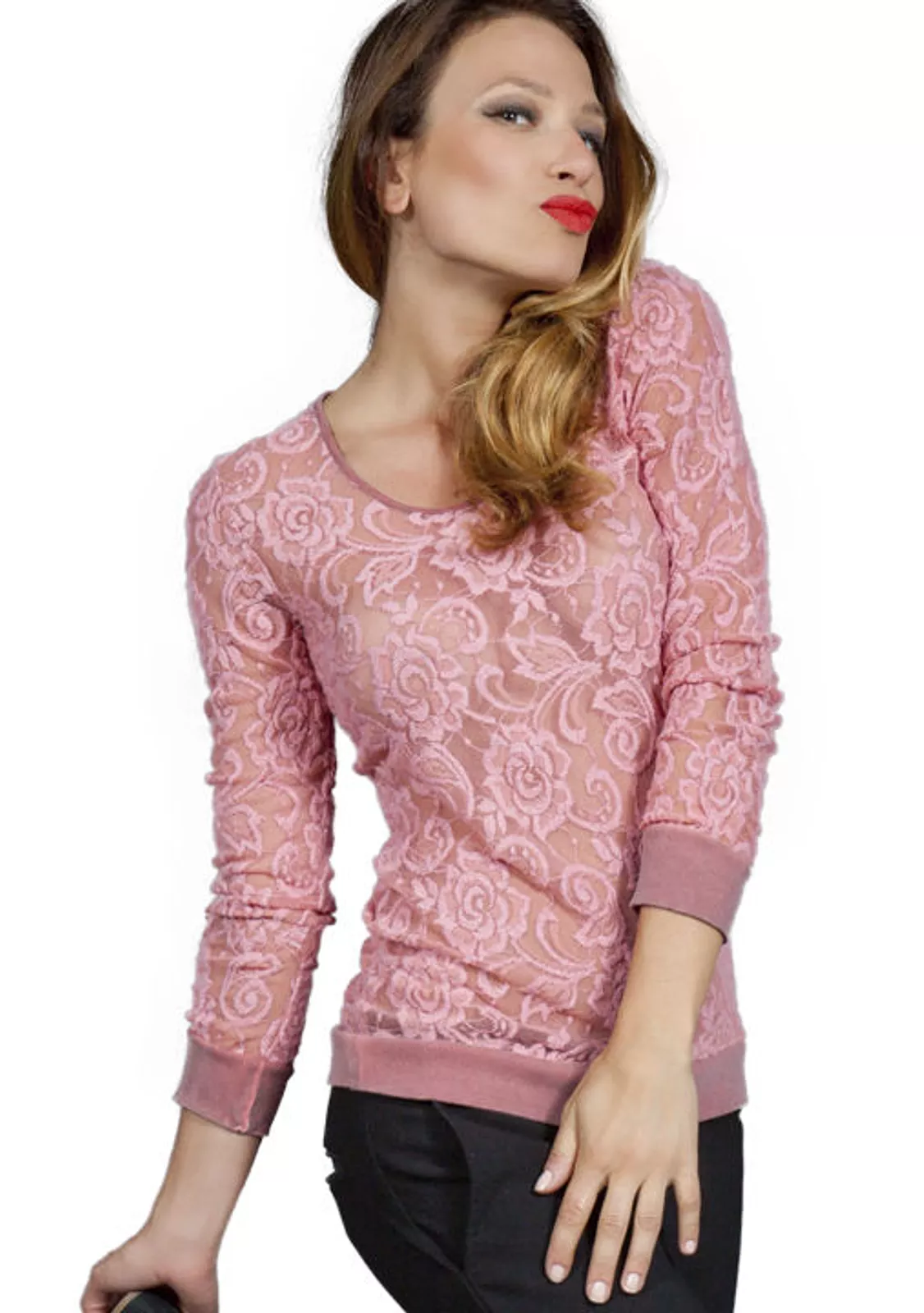 Элегантная кружевная блуза