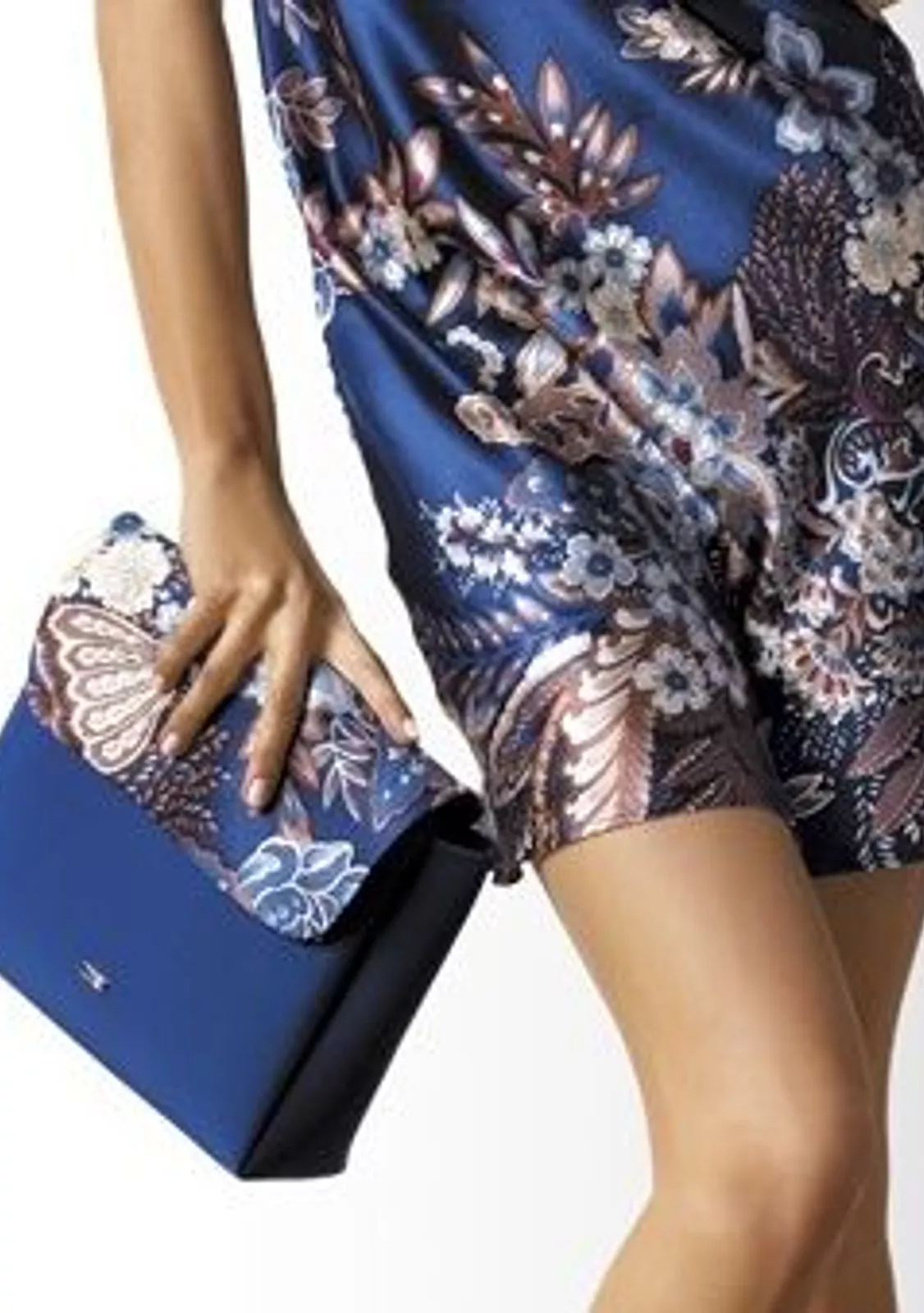 Элегантная сумочка для косметики и документов, шёлк