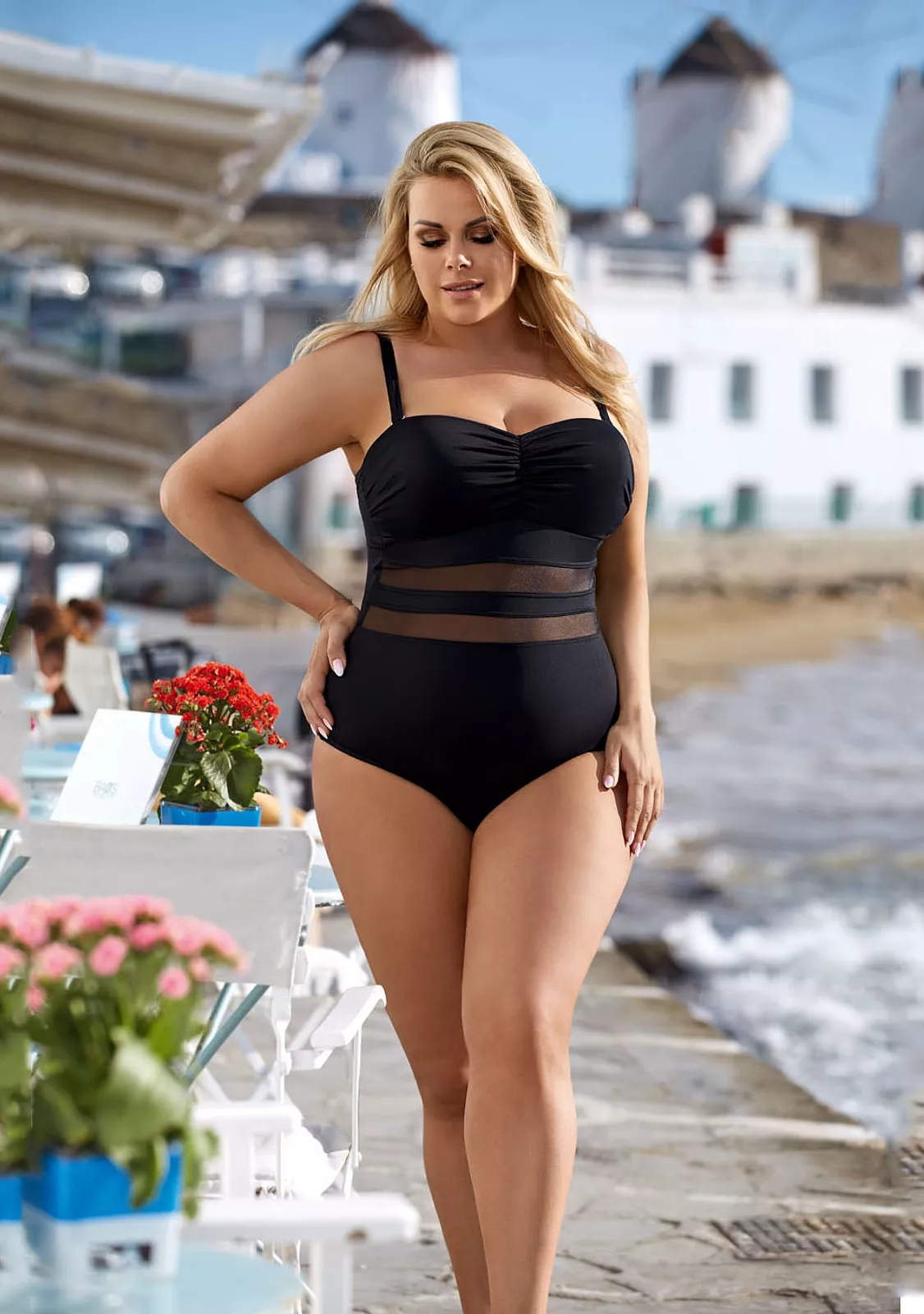 Черный купальник со вставками, Lorin