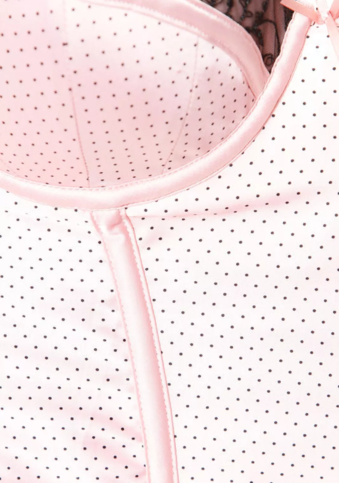 Атласный корсет розового цвета с кружевом