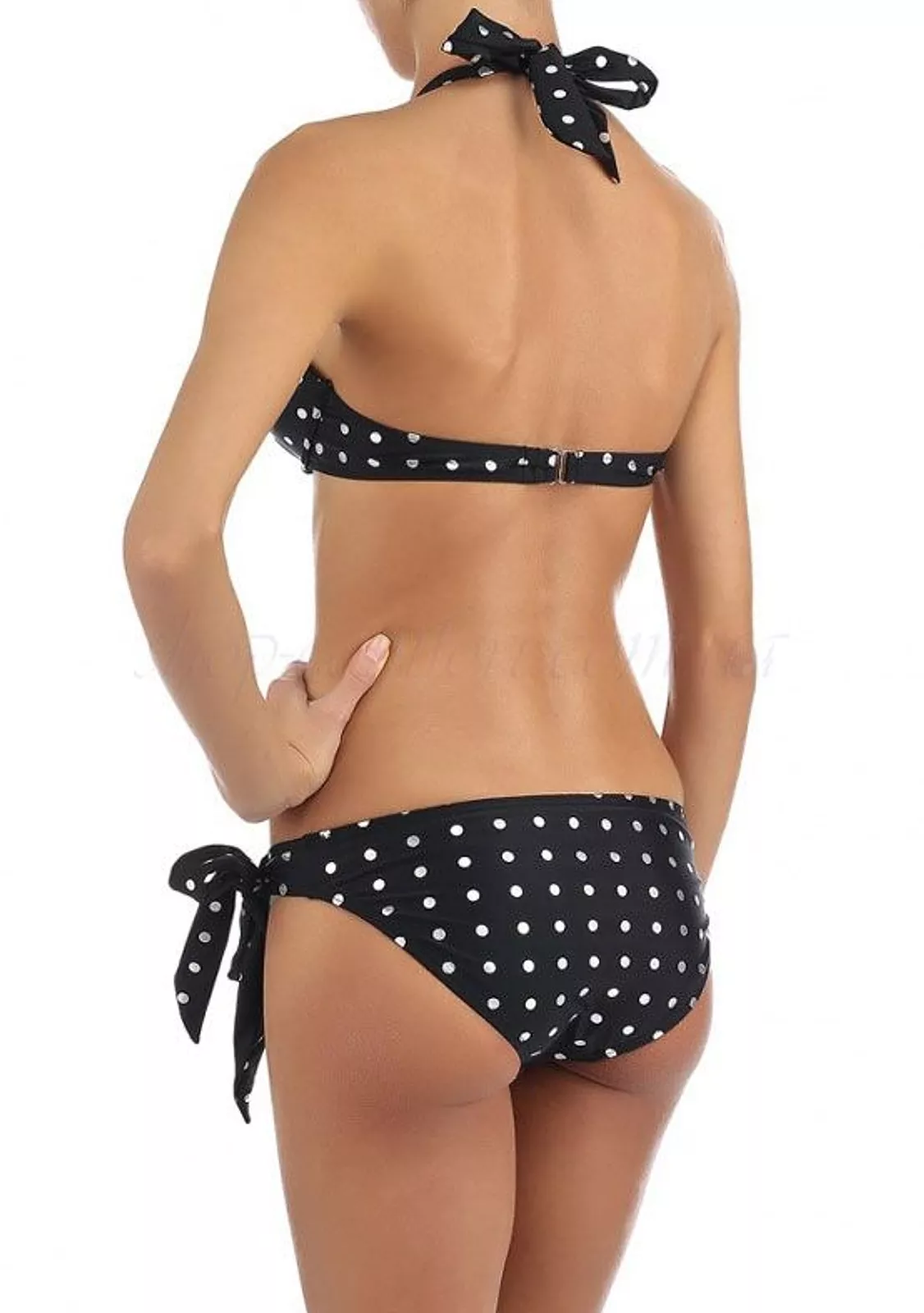 Бикини с чашкой триангул в горошек