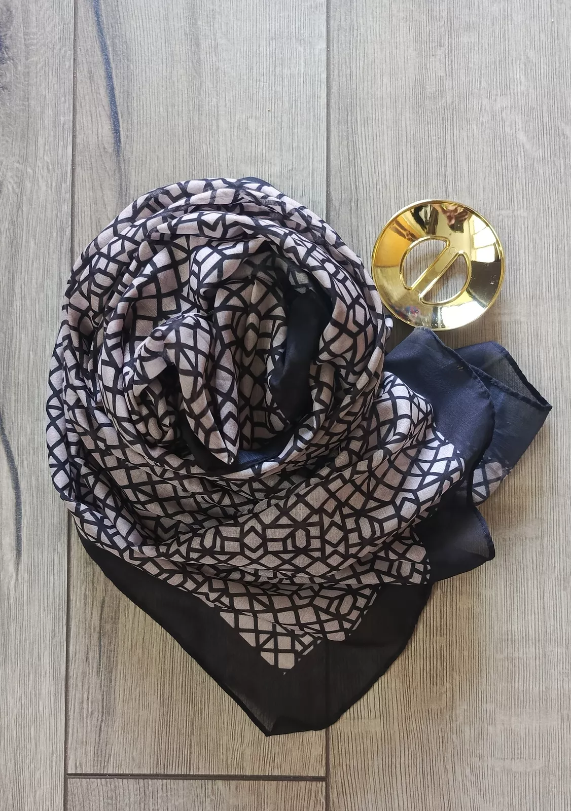 Пляжное парео SELF COLLECTION Lyxe с пряжкой