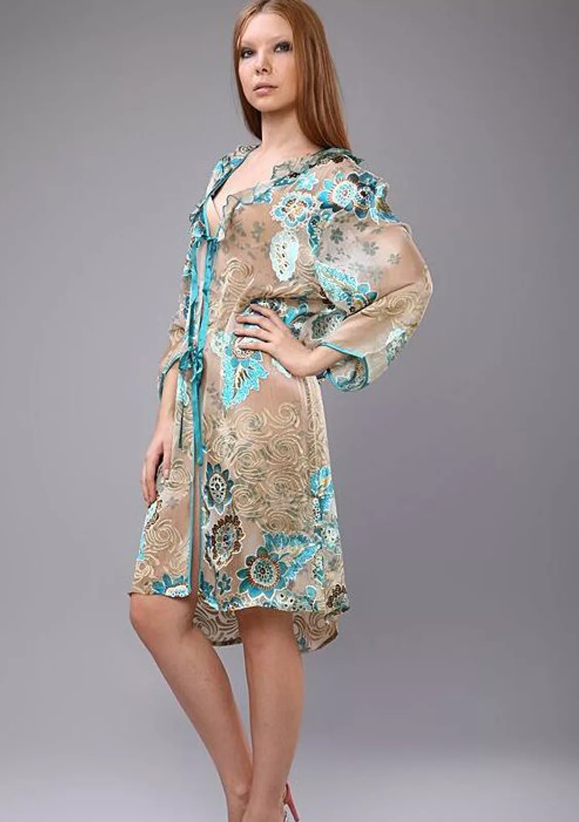 Шелковое кимоно на завязках