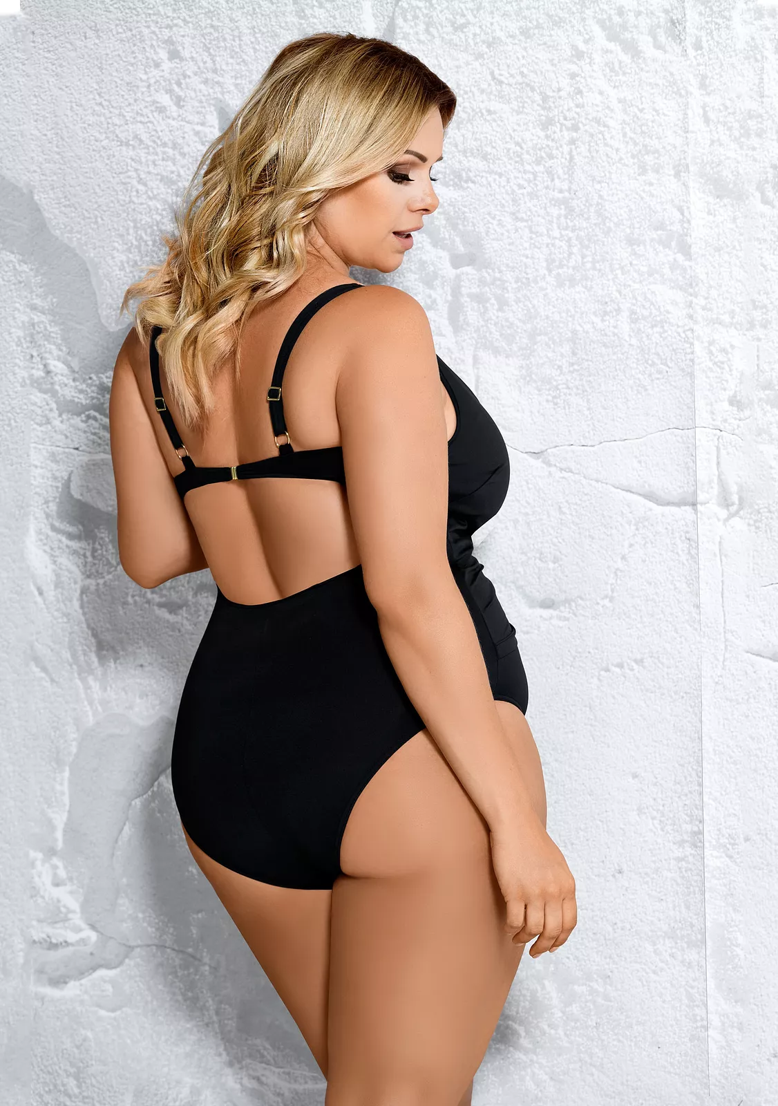 Купальник сплошной, черный