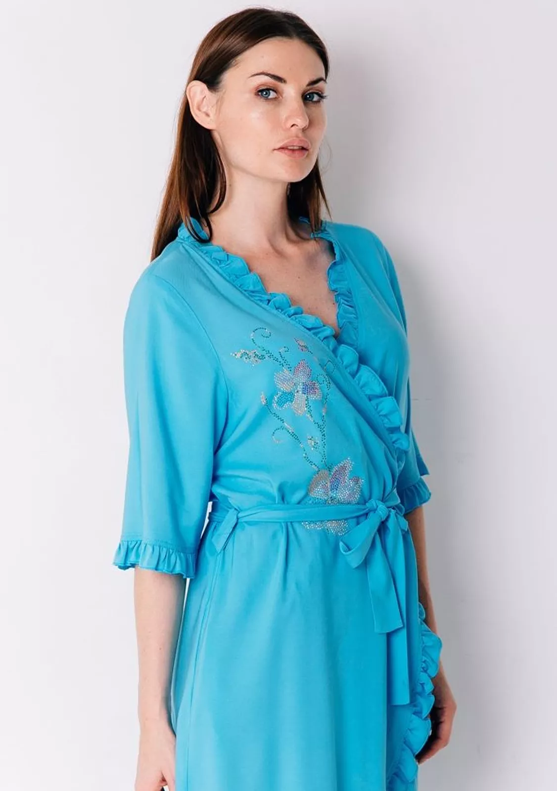 Домашний халатик голубого цвета.