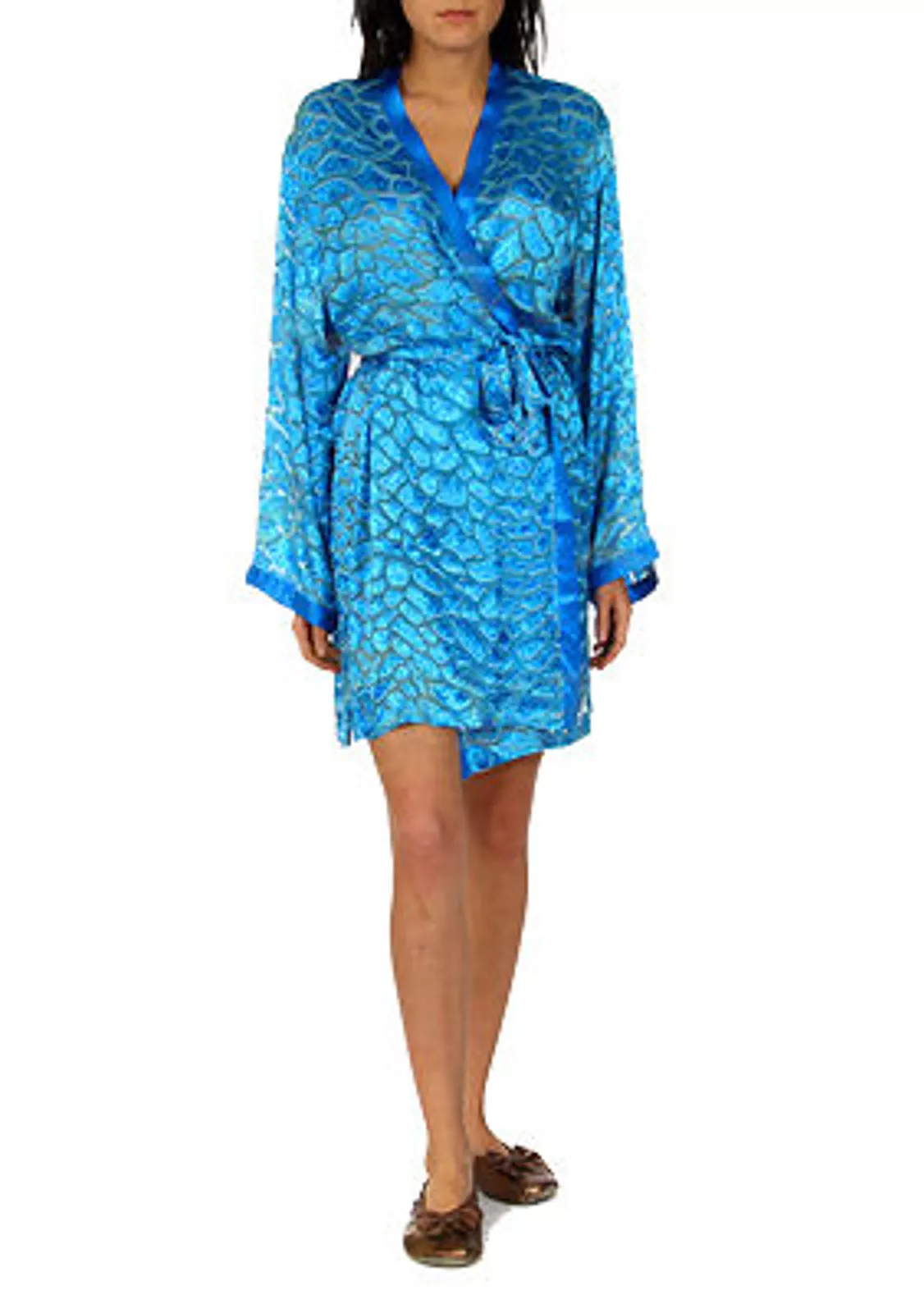 Шелковое кимоно с поясом