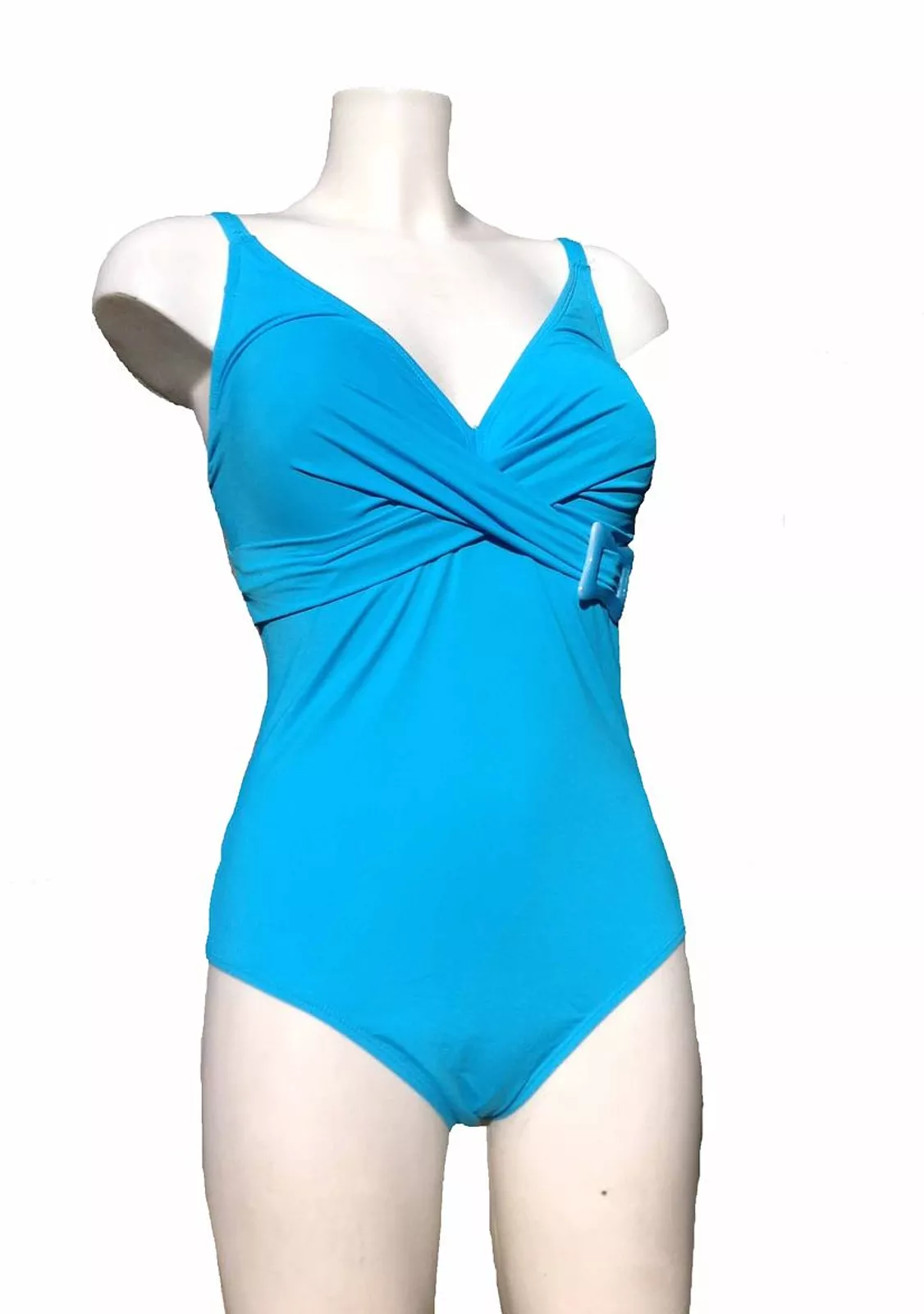 Купальник целиковый с пряжкой