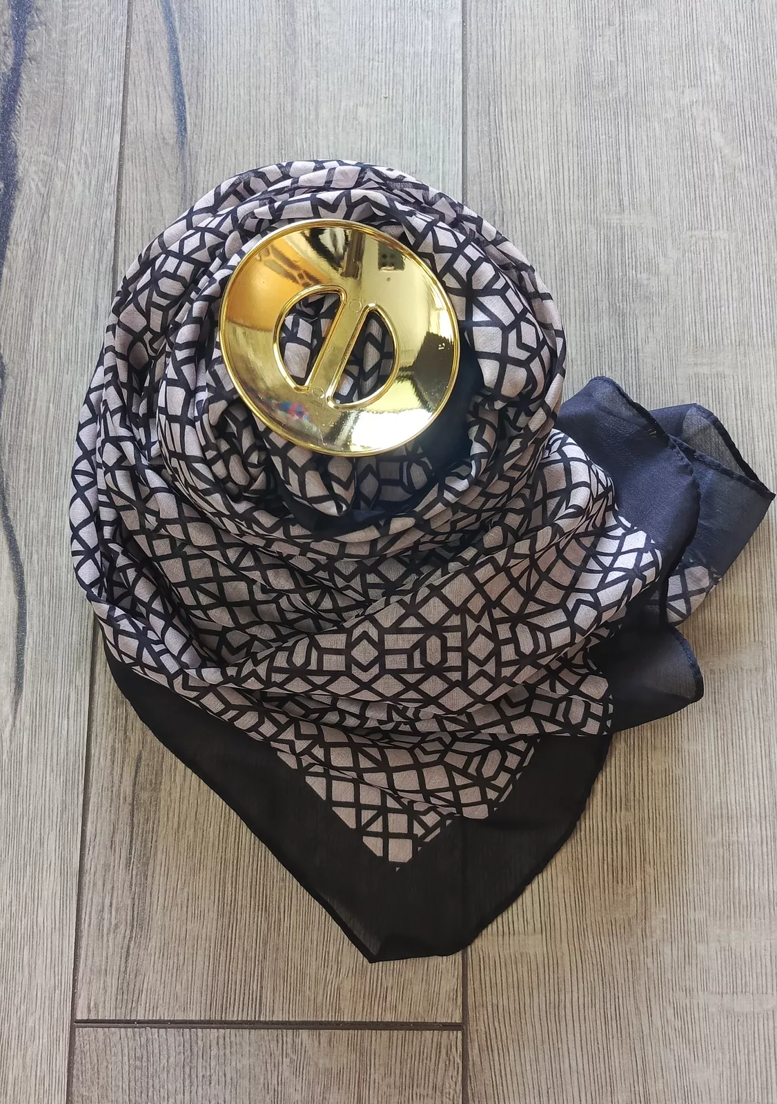 Пляжное парео SELF COLLECTION Lyxe с пряжкой